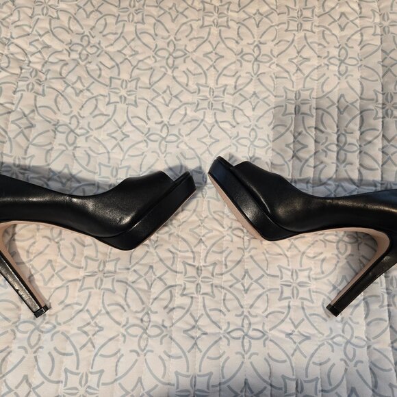 Jessica Simpson Black Peep Toe Heels - Picture 9 of 11